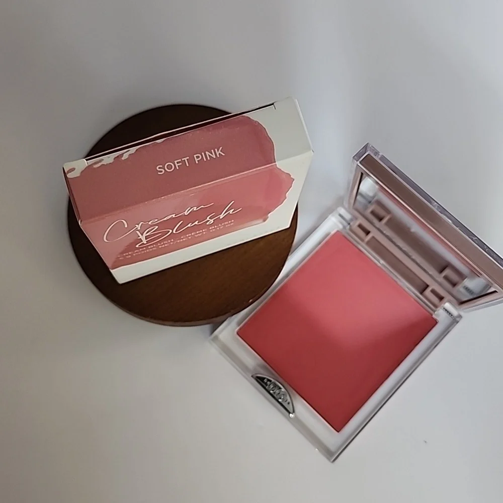 Dominique Cosmetics Cream Blush - Soft Pink